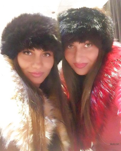 Интимные снимки двух раскрепощенных сестренок!