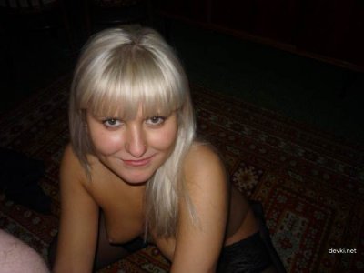 Оргия молодой свингерши: запретное удовольствие