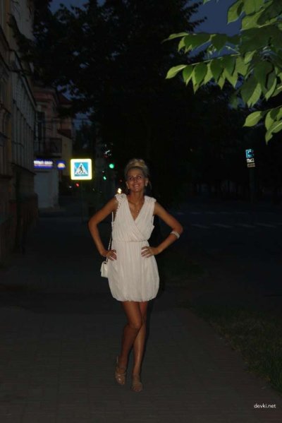 Разыграли цыпочку на откровенные снимки