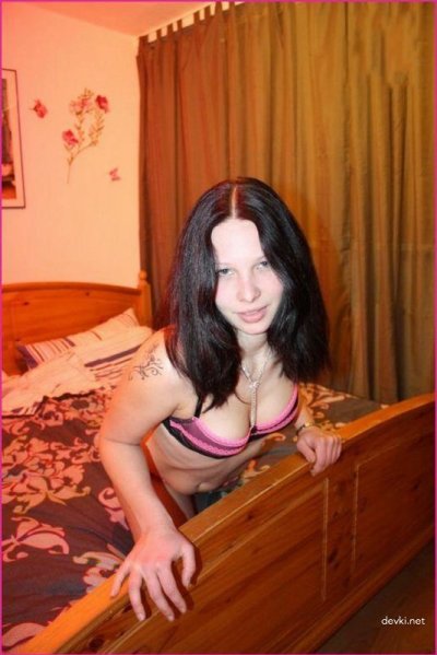 Трах с прекрасной брюнеткой