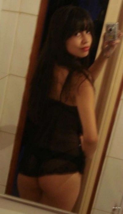 Домашнее видео привлекательной красотки - взрослые 18+