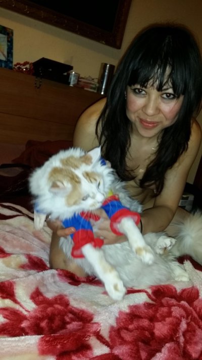 Сексуальные фото азиатской красотки в разноцветных лосинах