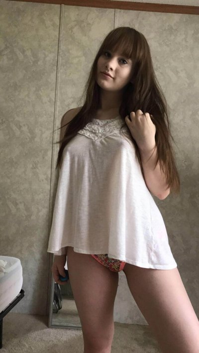 Интимные видео соблазнительной молодушки