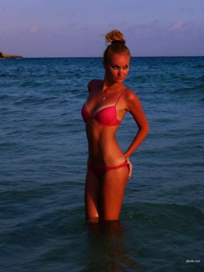 Красотка из Украины на вилле