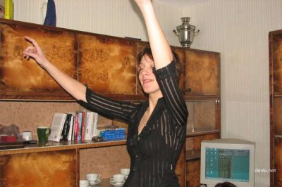 Обнаженная в чулках: страсть и соблазн в каждом движении