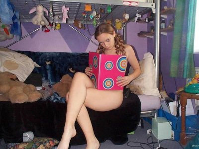 Сексуальные снимки привлекательной дамы в университете