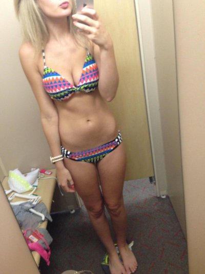 Удивительная фигура красавицы, которая завораживает своим очарованием!