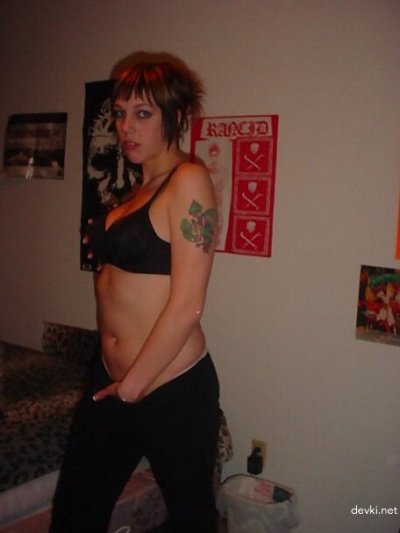 Красотка жаждет интимных утех