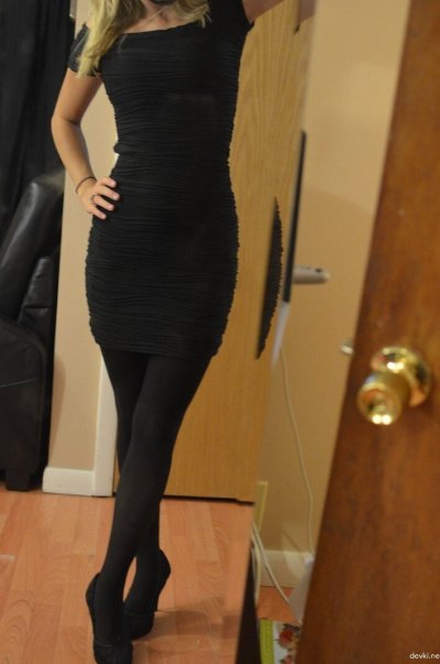 Девочка трахается с пустой бутылкой