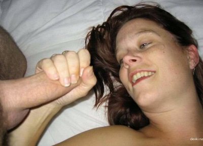 Красноволосая красотка в мужском соке - горячее видео