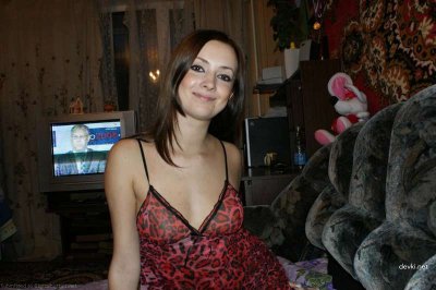 Интимные снимки ученицы: запретный контент!