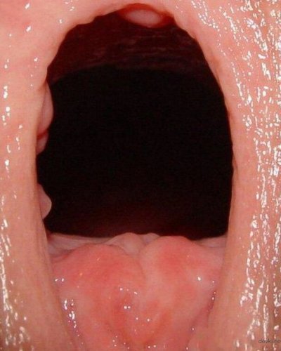 Запечатлели милфу в шикарном крупном плане