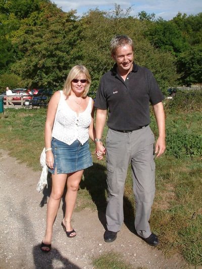 Страстный трио секс на свежем воздухе с опытными участниками