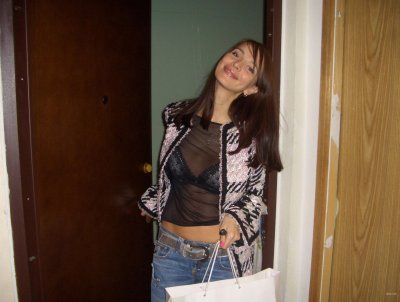 Интимные фотографии девушки, умеющей сосать