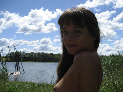 Интимные снимки голой русской красотки - ничего лишнего!