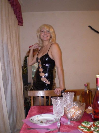 Интимные снимки опытной сотрудницы: утехи взрослых