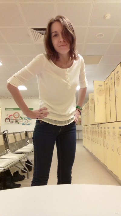 Интимные снимки работницы - горячее фото для взрослых