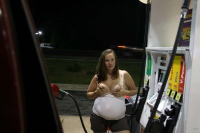 Обворожительная красотка устраивает интимную встречу