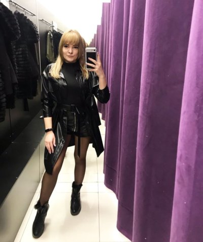 Горячие фото обнаженной красотки с влажной задницей: интимные снимки для взрослых