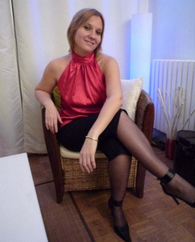 Горячая красотка на интимных фото: подборка откровенных снимков голого тела с соблазнительными ножками