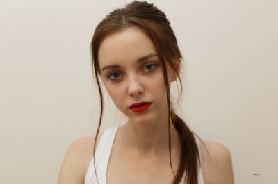 Раскрепощенная и сексуальная в чулочках