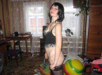 Розовая кискочка: горячее видео для взрослых