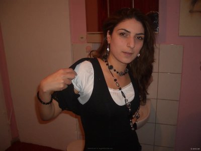 Снял дамочек без трусиков - новое порно фото!