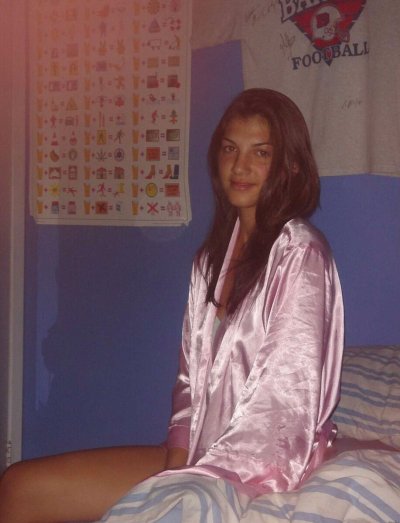 Обнаженная красавица-спортсменка в захватывающей фотосессии