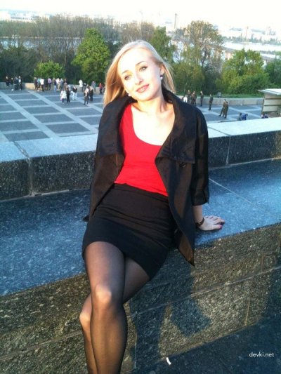 Сексуальные снимки юной ученицы: домашнее порно