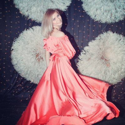 Красивая блондинка сделает своему парню огромное удовольствие!