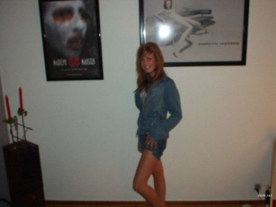 Рыжая красавица обнажена: наслаждайся её очарованием!