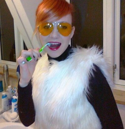 Ксения, 19-летняя девушка, делает минет и занимается сексом