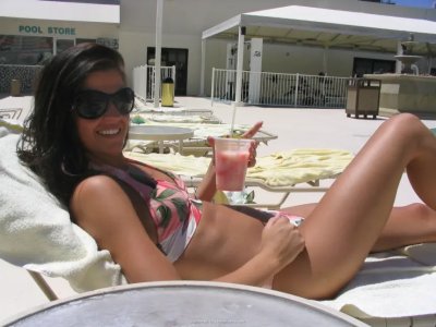 Сногсшибательная дама с пышной попкой для интимных утех