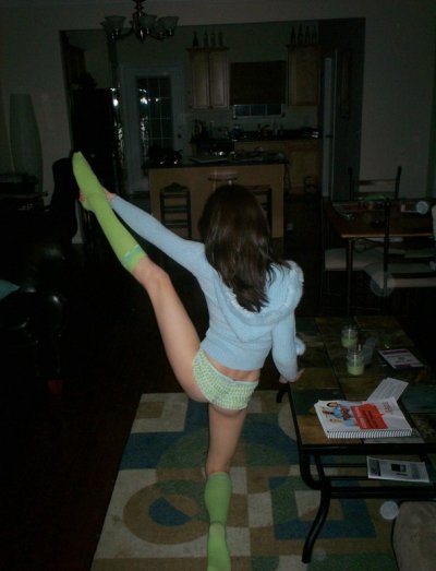 Фото минета домашнего секса от пылкой красотки