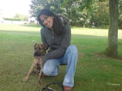 Горячая арабская красотка наслаждается своим телом