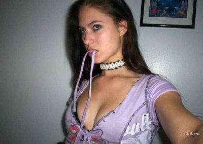 Красотка с потрясающей фигурой сделала свои собственные фото