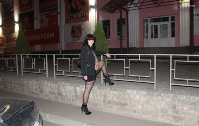 Ночной вылазка опытной без нижнего белья