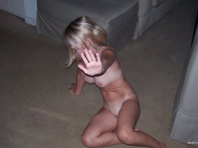 Приватные селфи молодой леди