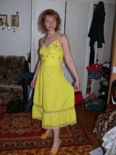 Моя половинка скидывает все вещи и остается в одних трусиках