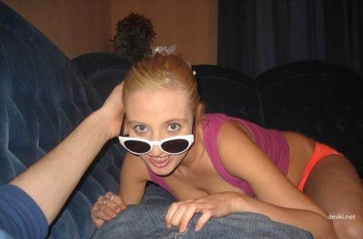 Баба радует огромный хер мужика