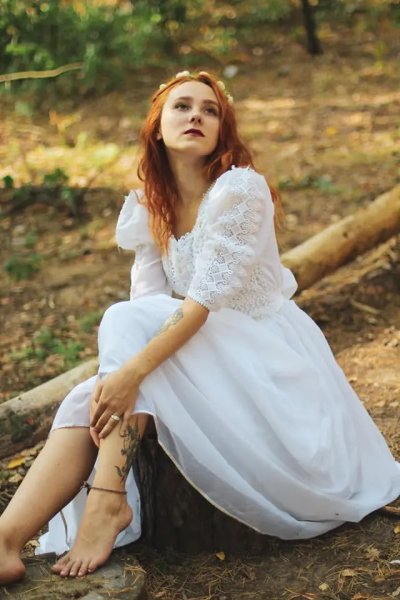 Соблазнительная рыжая красотка Анастасия демонстрирует свои прелести