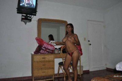 Интимные снимки обворожительной красотки с большой грудью