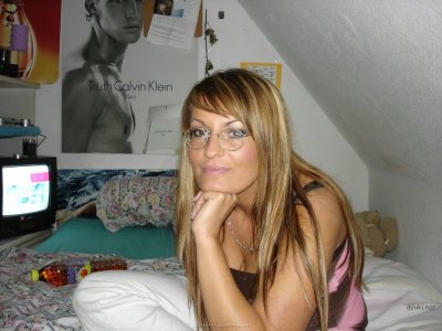 Эбонитовая красотка на пике возраста обожает делать минет