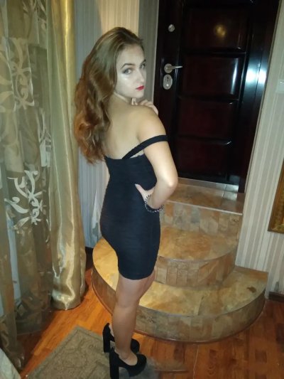 Немного позировала вызывающе после веселья