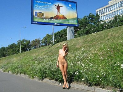 Прокатись на волне наслаждения с девушкой с шикарной фигуркой!