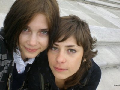 Молодая красотка в чулках: соблазнительный лук для порно!