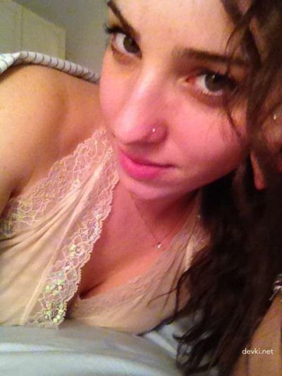 Нежные фотографии интимных зон привлекательной девушки