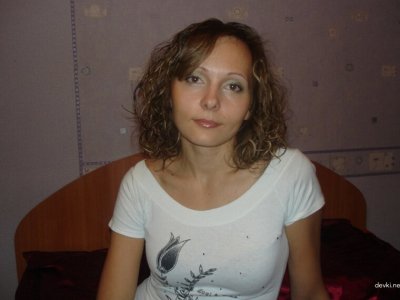 Интимные фантазии привлекательной супруги в нейлоновых чулках