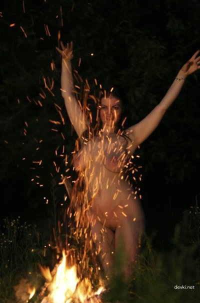 Танцы у огня