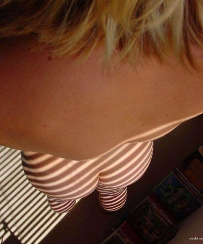 Интимные фото обнаженной блондины для взрослых